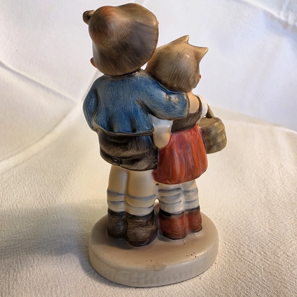 Vintage Goebel Hummel Surprise Hansel And Gretel Figurine TMK 6